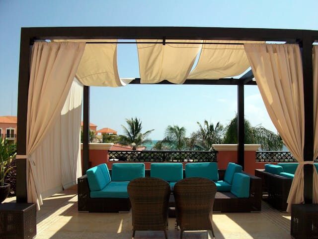 outdoor curtains